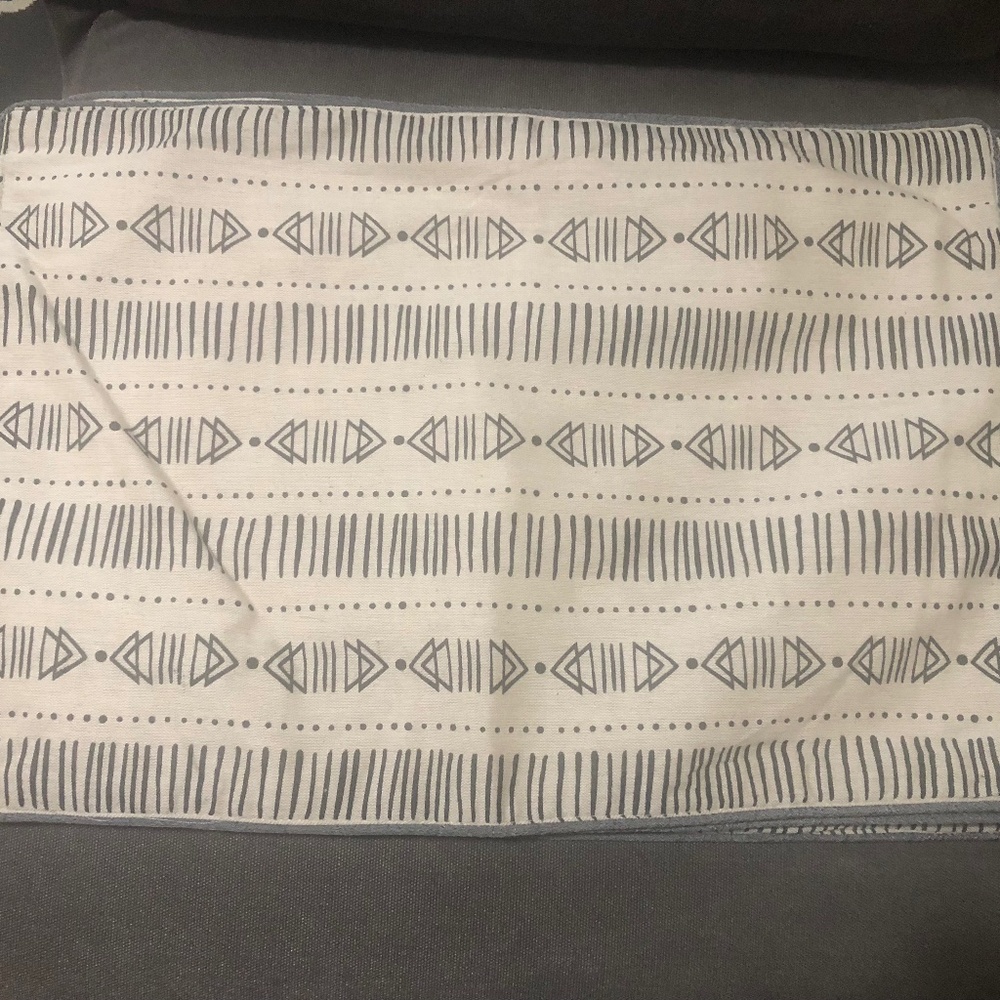 NEW fabric placemats grey and tan 13 x 19  inch set of 4
